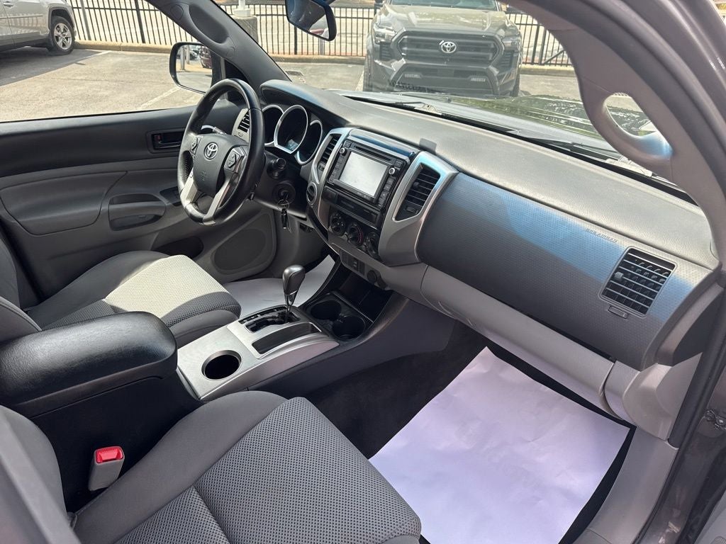 2015 Toyota Tacoma Base V6