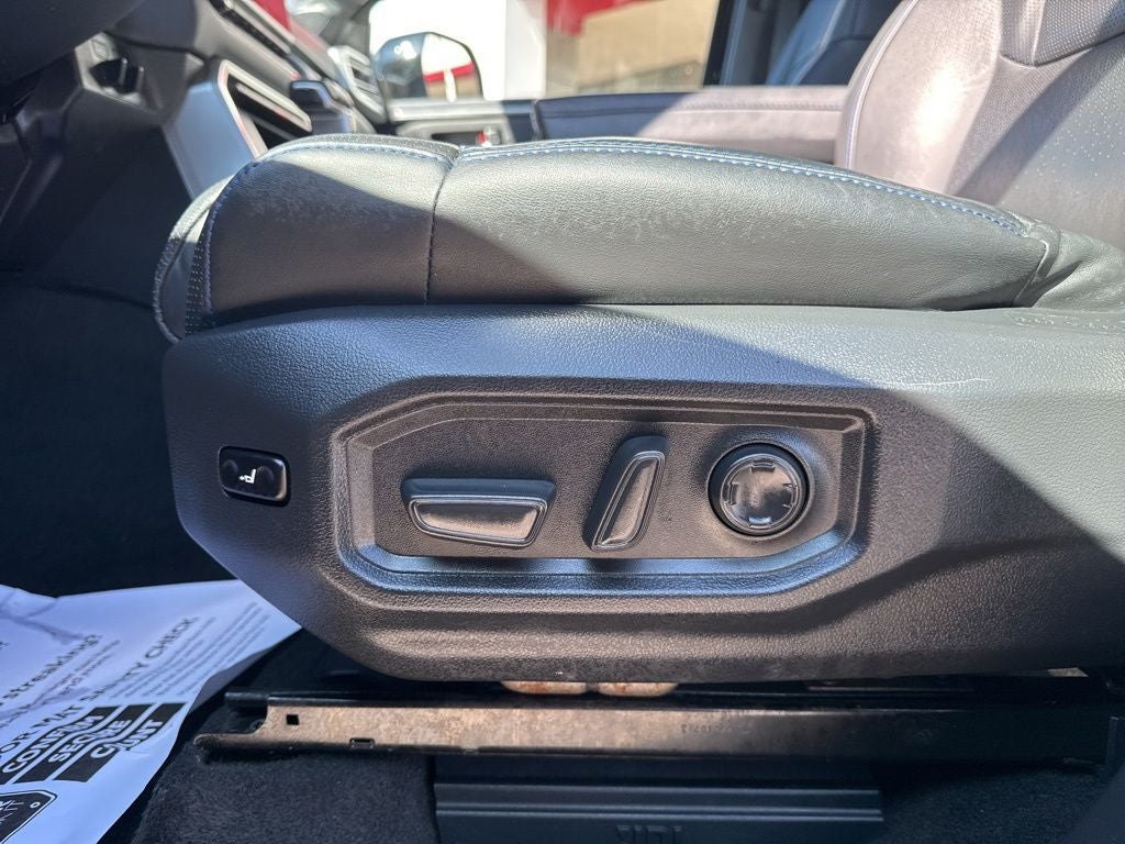 2023 Toyota Tundra Platinum