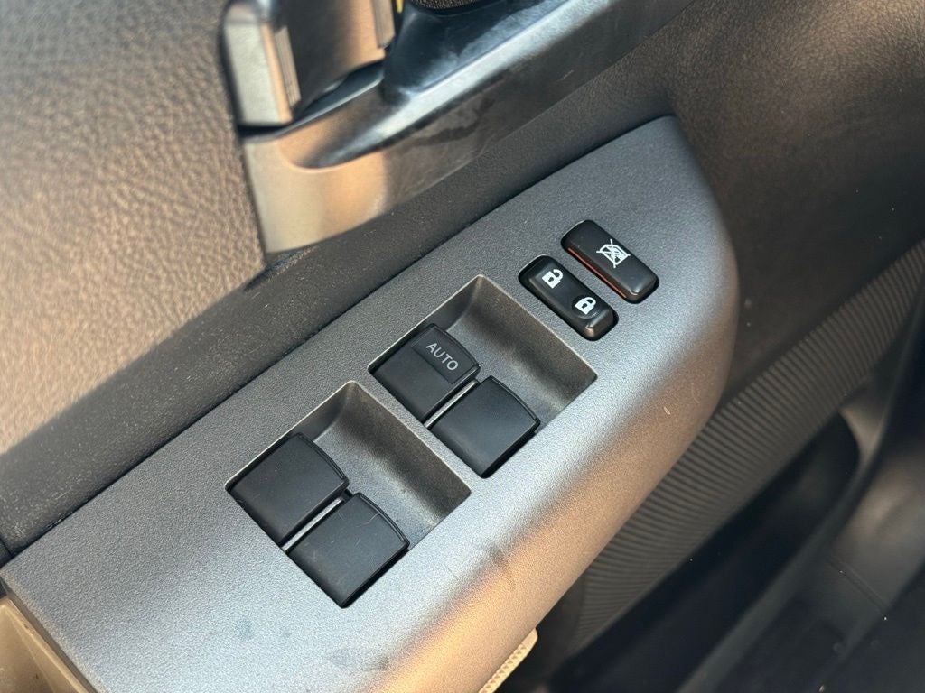 2012 Toyota Tundra Grade 4.6L V8
