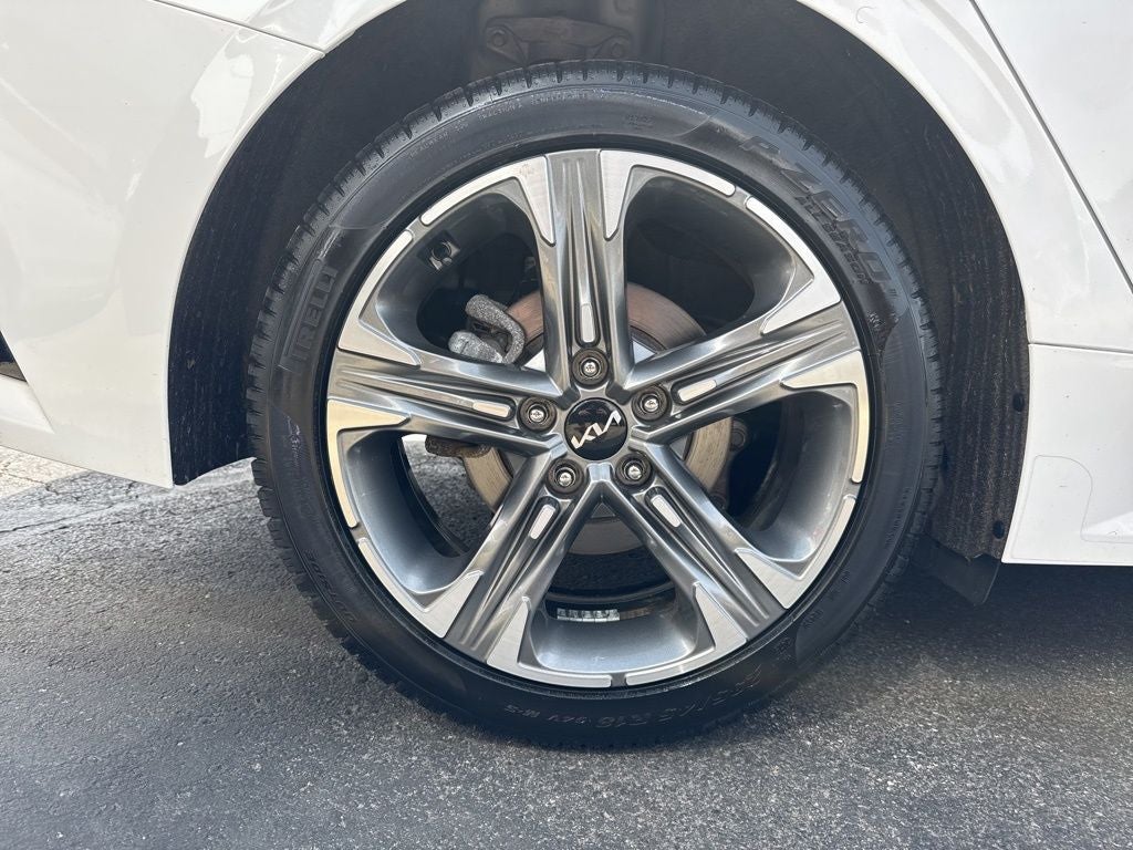 2024 Kia K5 EX