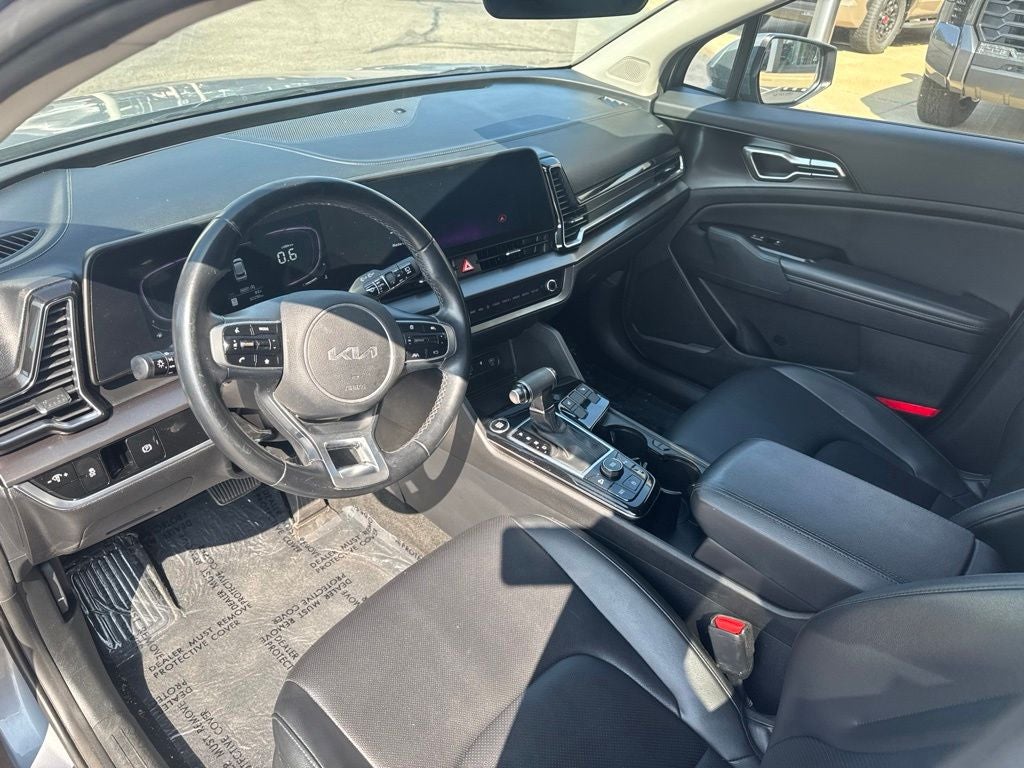 2023 Kia Sportage EX - Photo 13