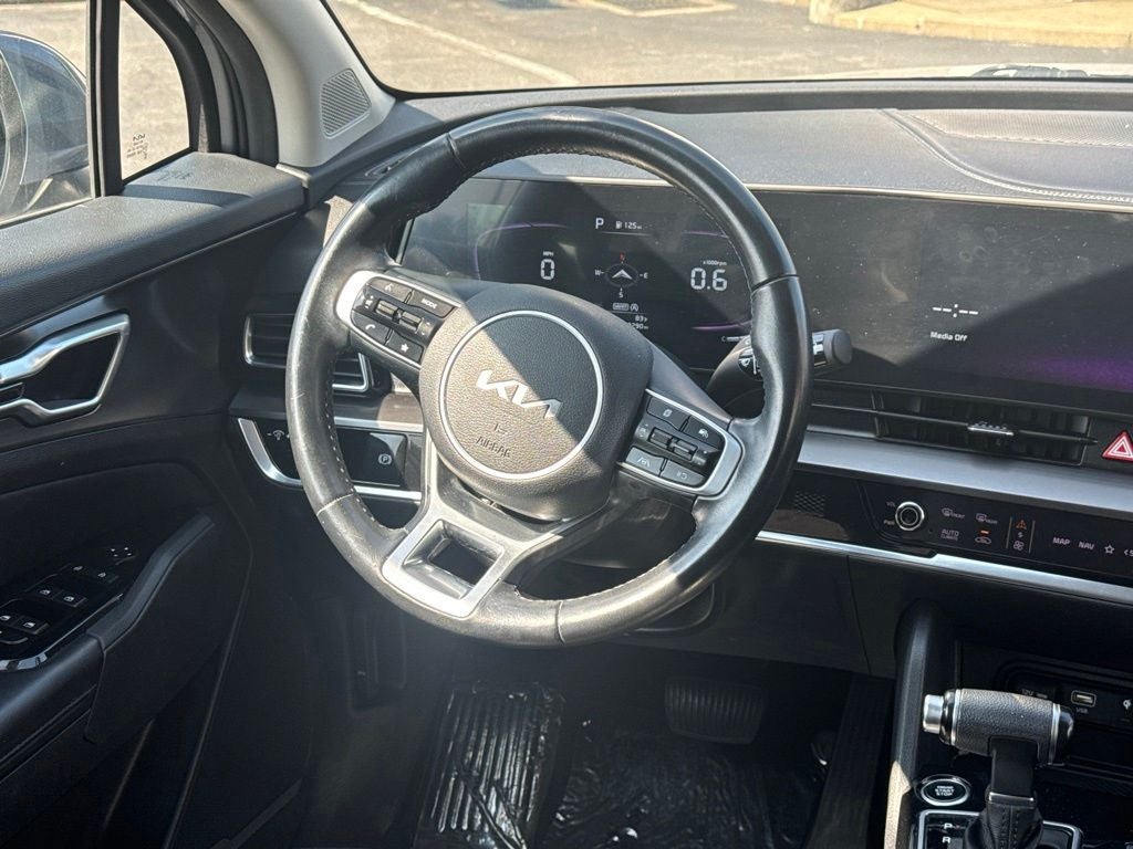 2023 Kia Sportage EX - Photo 18
