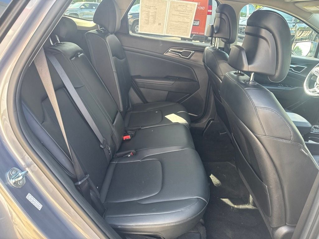 2023 Kia Sportage EX - Photo 30