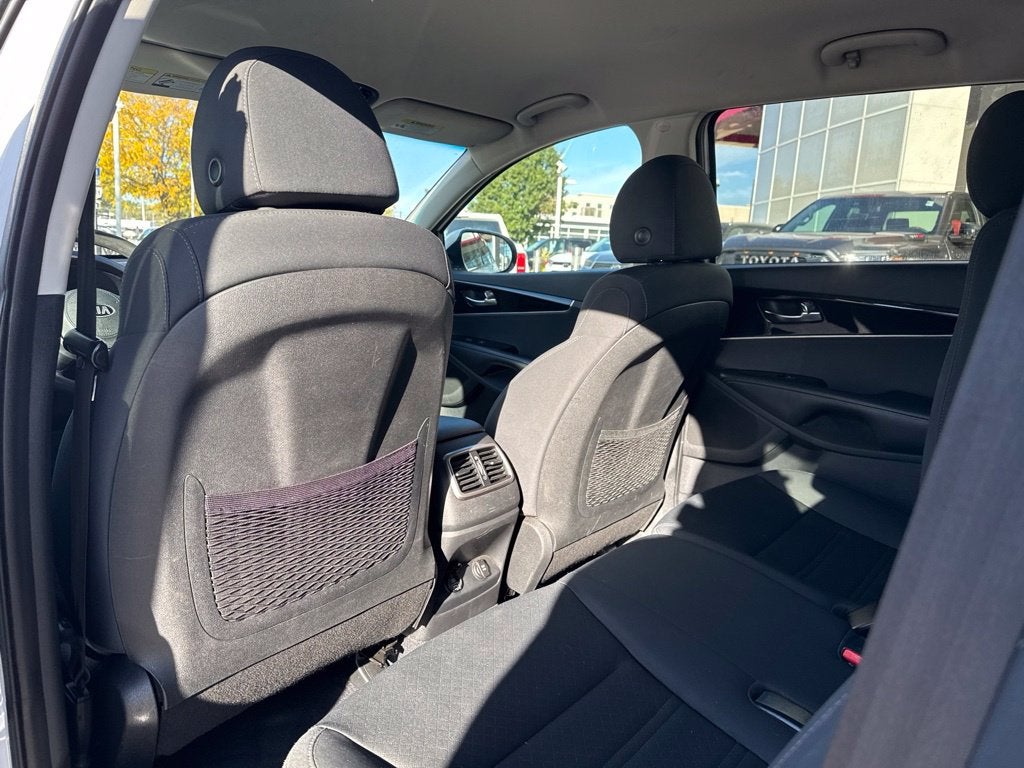 2020 Kia Sorento LX