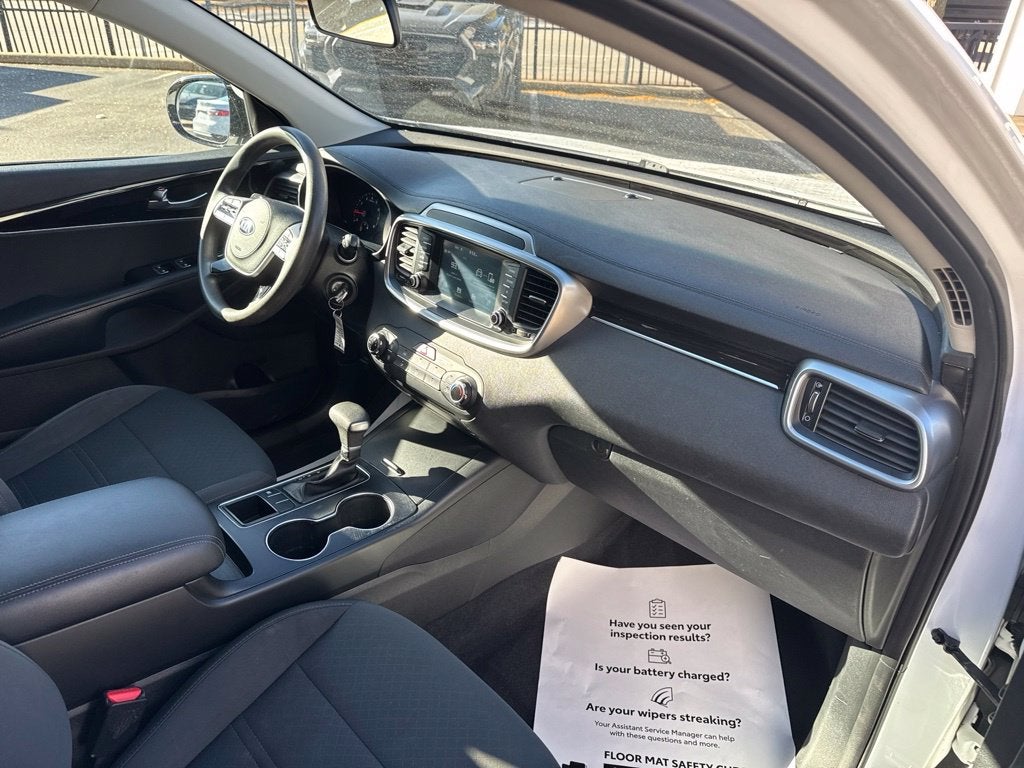 2020 Kia Sorento LX