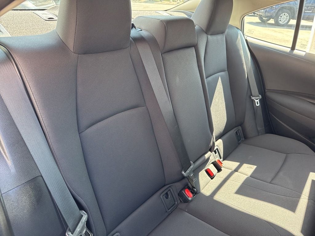 2025 Toyota Corolla LE - Photo 20