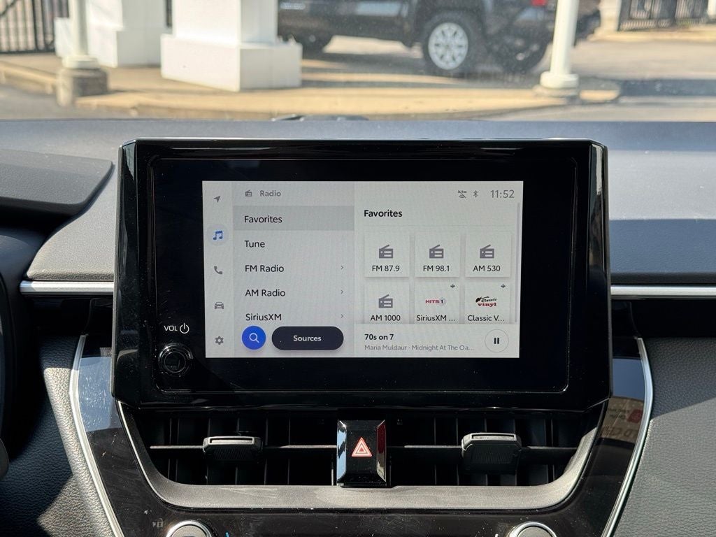 2025 Toyota Corolla LE - Photo 38