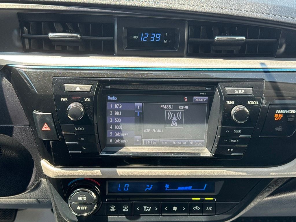 2016 Toyota Corolla LE