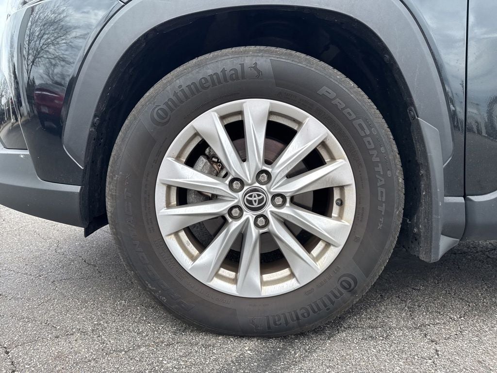 2023 Toyota Corolla Cross LE