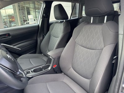 2025 Toyota Corolla Cross LE