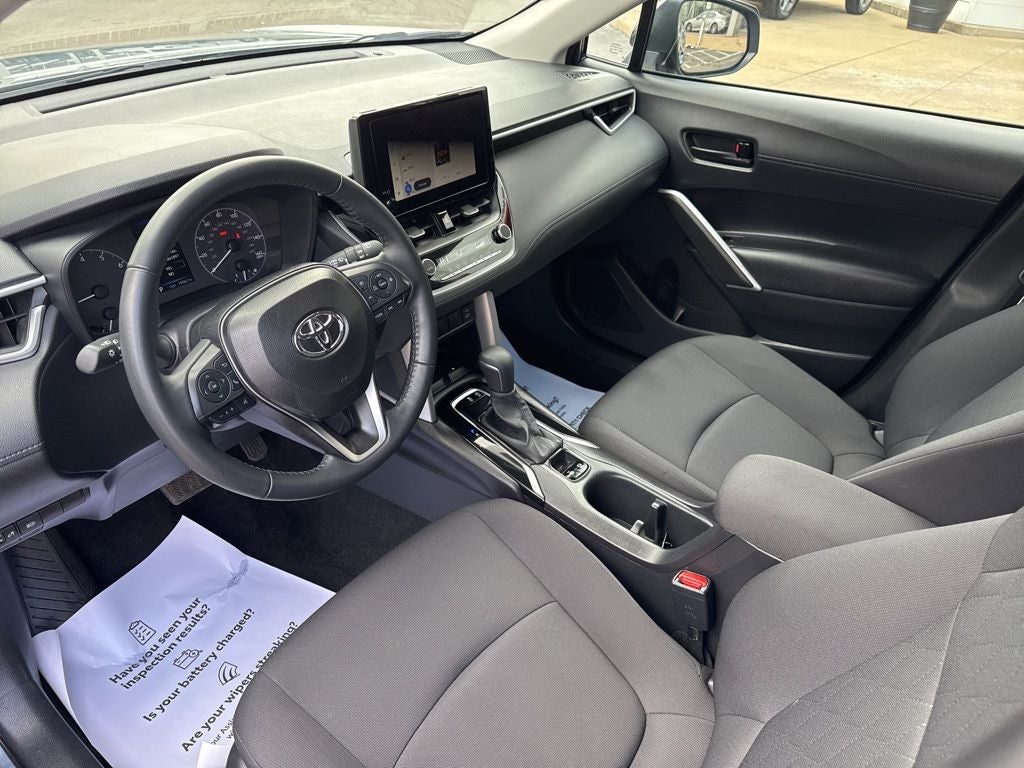 2025 Toyota Corolla Cross LE