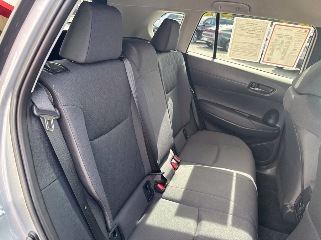 2024 Toyota Corolla Cross LE