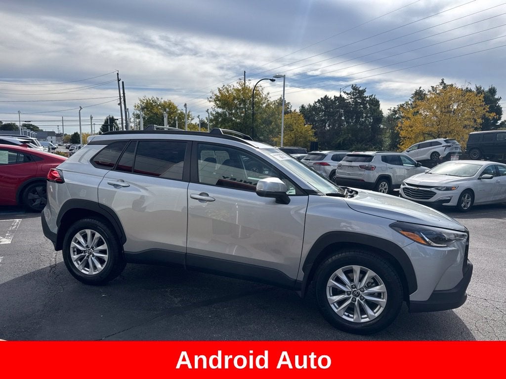 2024 Toyota Corolla Cross LE