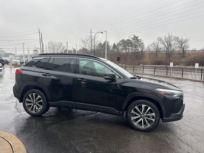 2022 Toyota Corolla Cross XLE