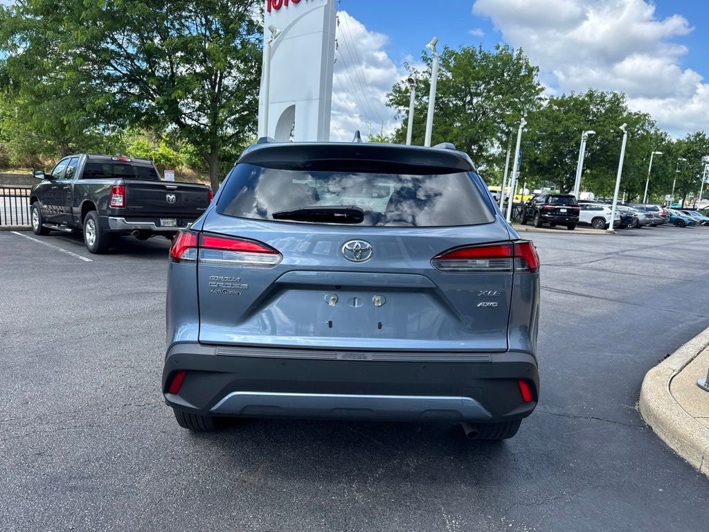 2024 Toyota Corolla Cross XLE