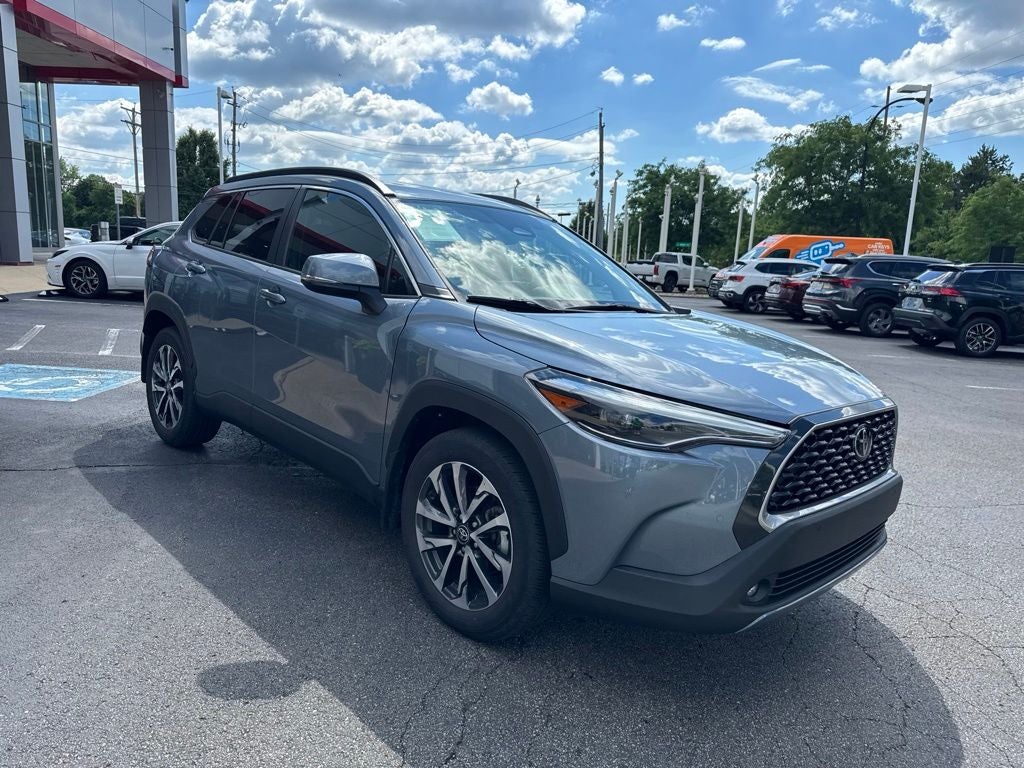 2024 Toyota Corolla Cross XLE