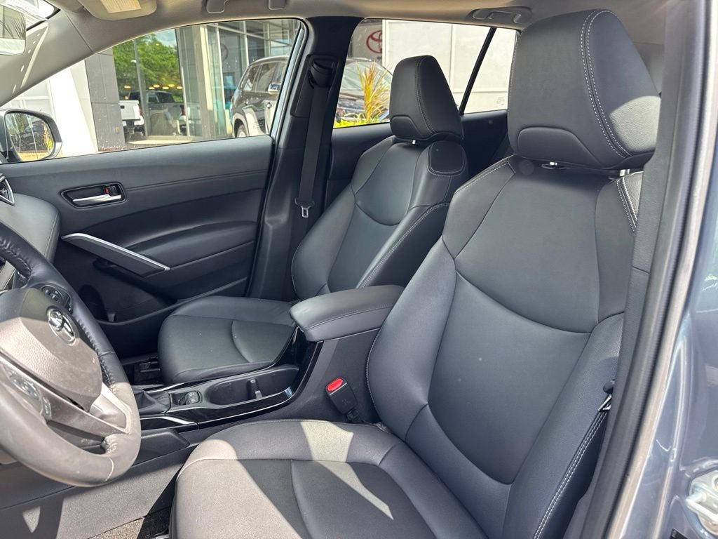 2024 Toyota Corolla Cross XLE