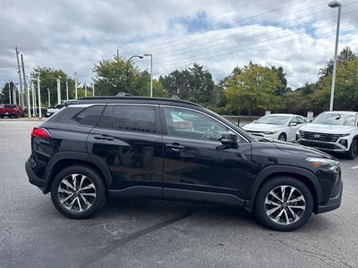 2023 Toyota Corolla Cross XLE