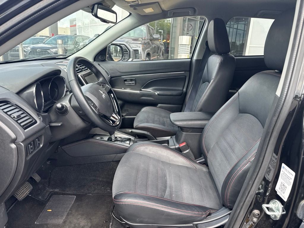 2025 Mitsubishi Outlander Sport 2.0 SE