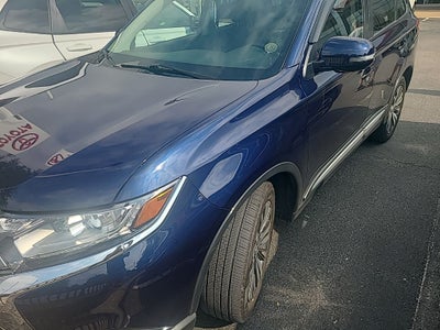 2019 Mitsubishi Outlander SE
