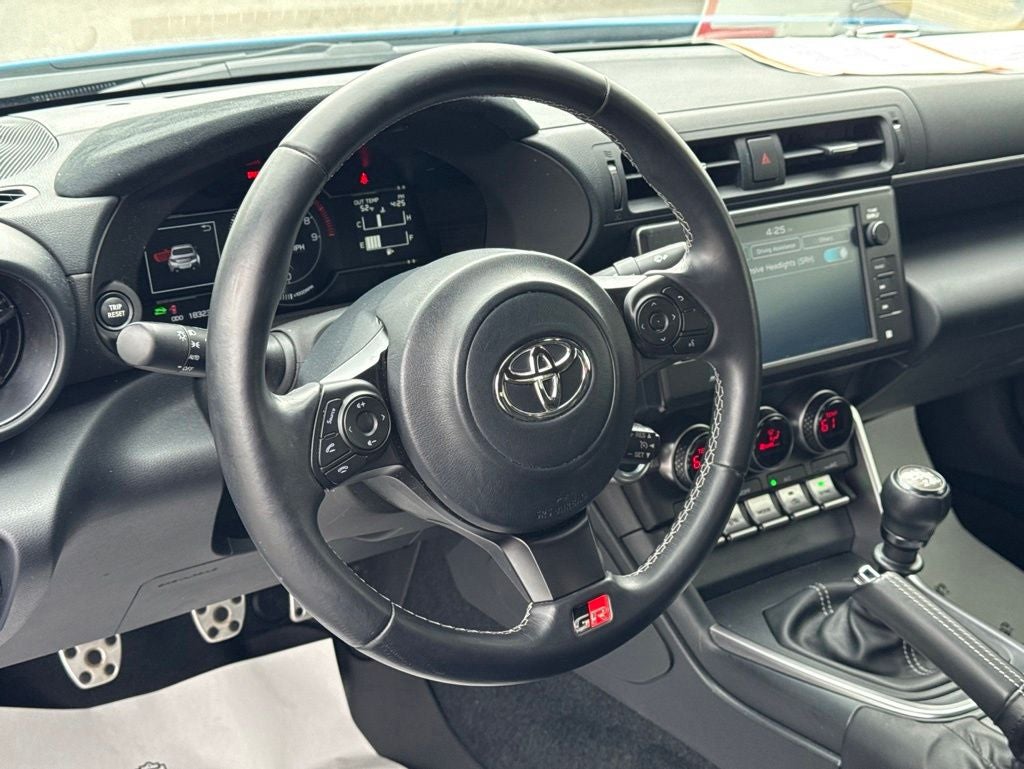 2023 Toyota GR86 Premium