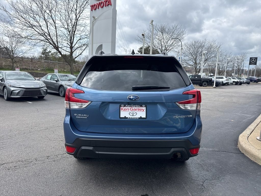 2024 Subaru Forester Premium