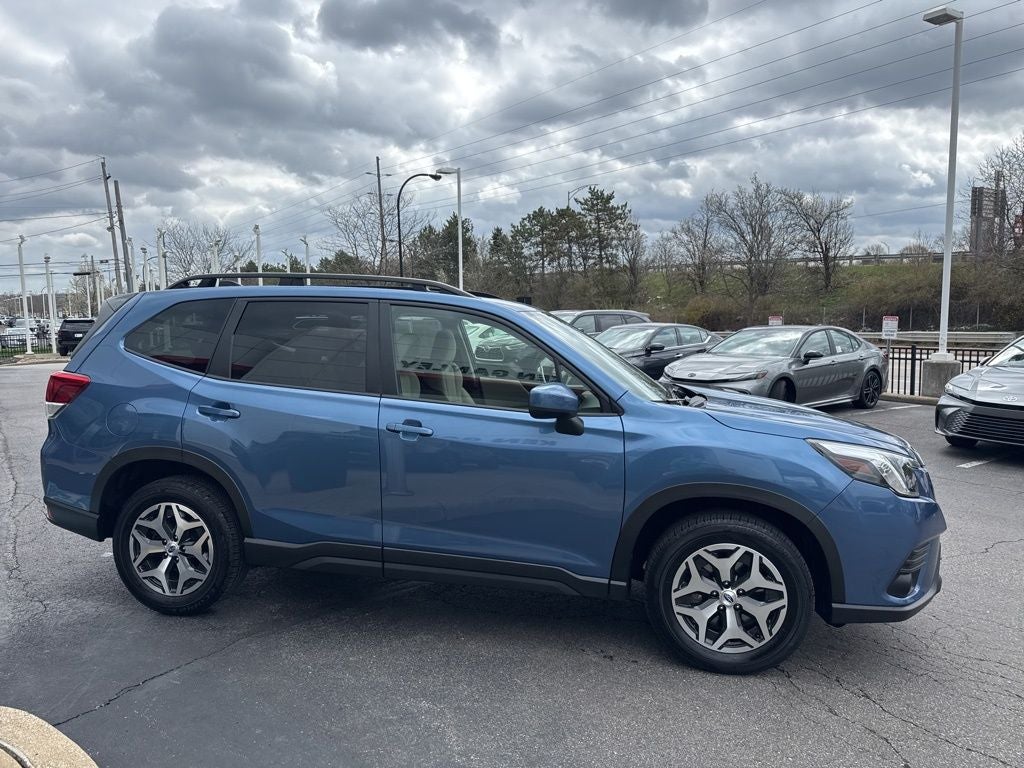 2024 Subaru Forester Premium