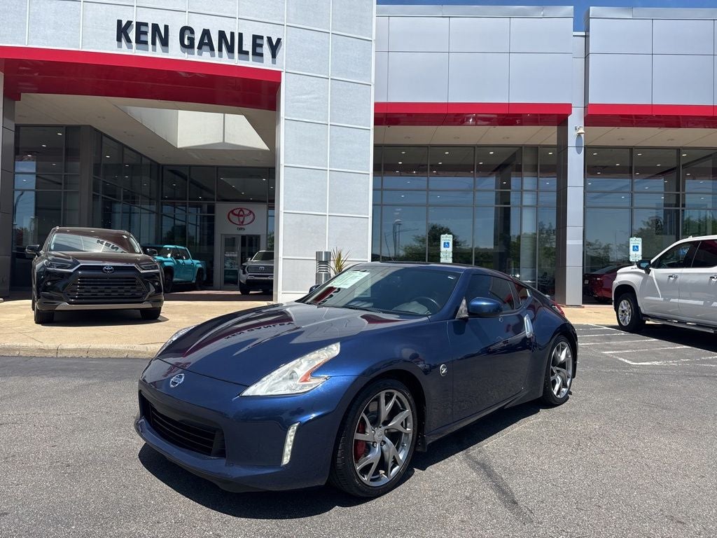 2014 Nissan 370Z Coupe Touring 7AT's photo