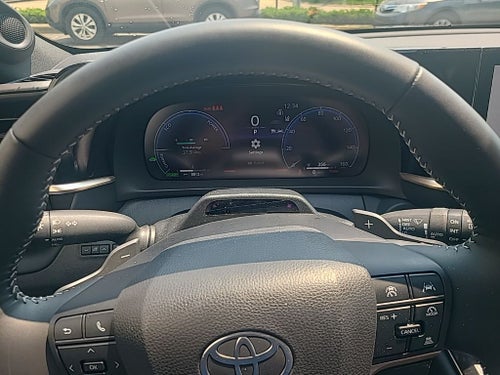 2025 Toyota Crown Signia Limited