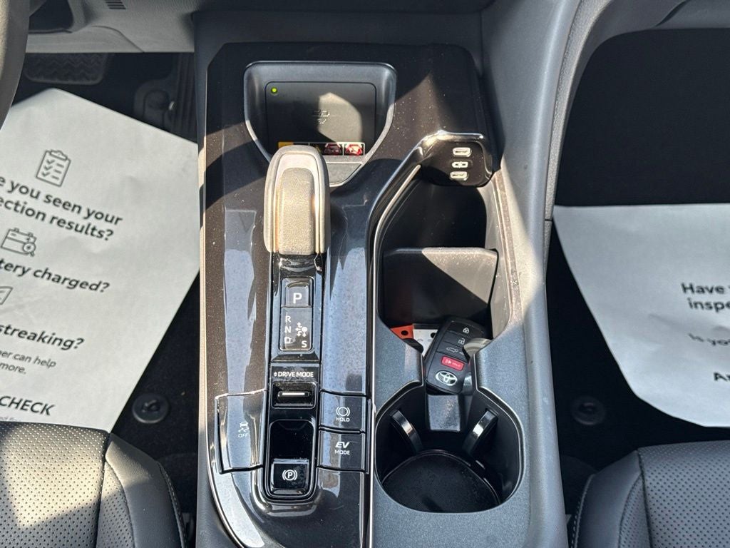 2025 Toyota Crown Signia Limited