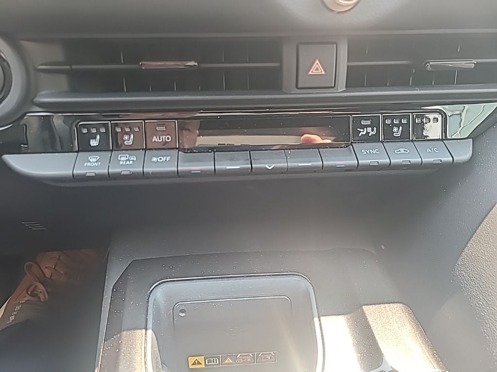 2025 Toyota Crown Signia Limited