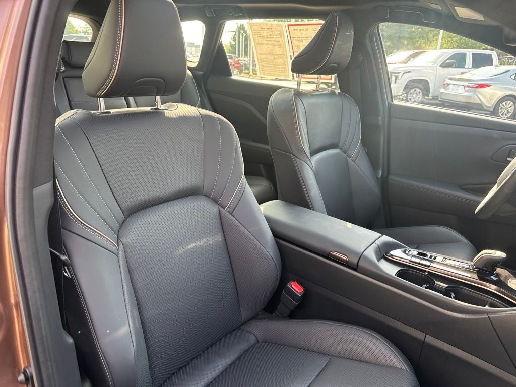 2025 Toyota Crown Signia Limited