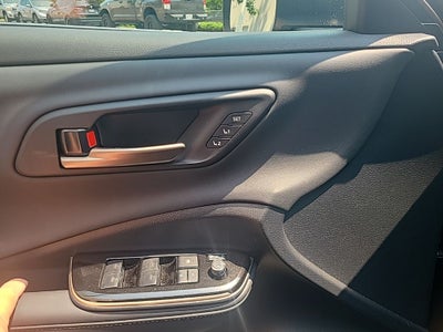 2025 Toyota Crown Signia Limited