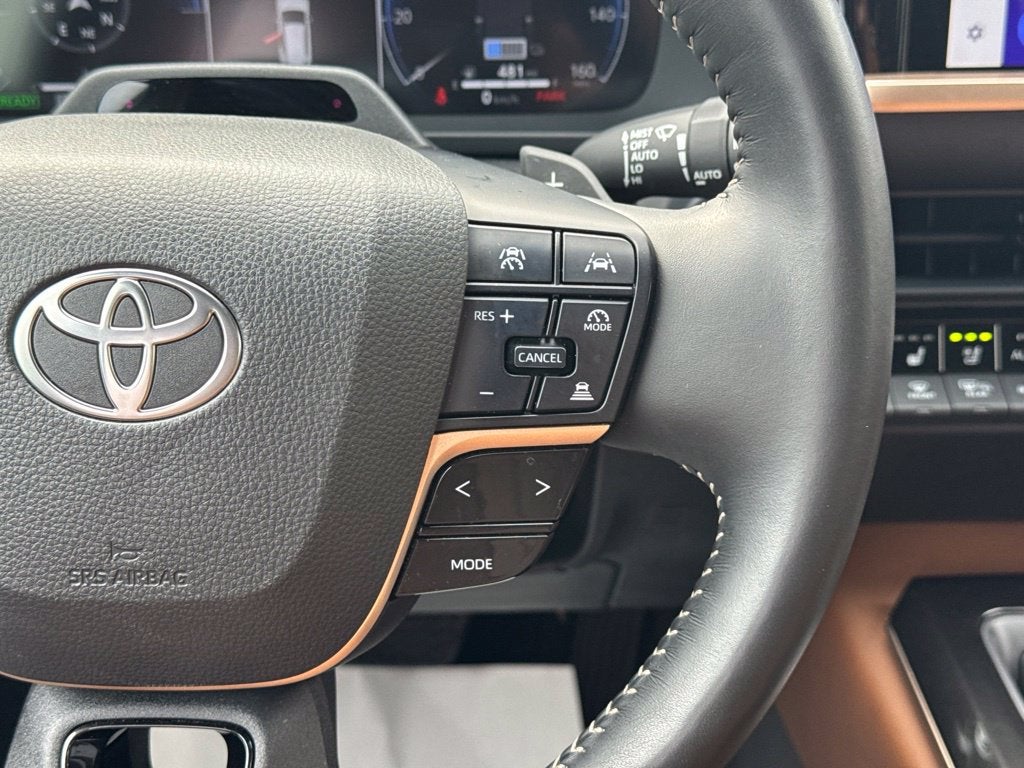 2025 Toyota Crown Signia Limited