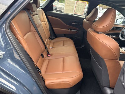 2025 Toyota Crown Signia Limited
