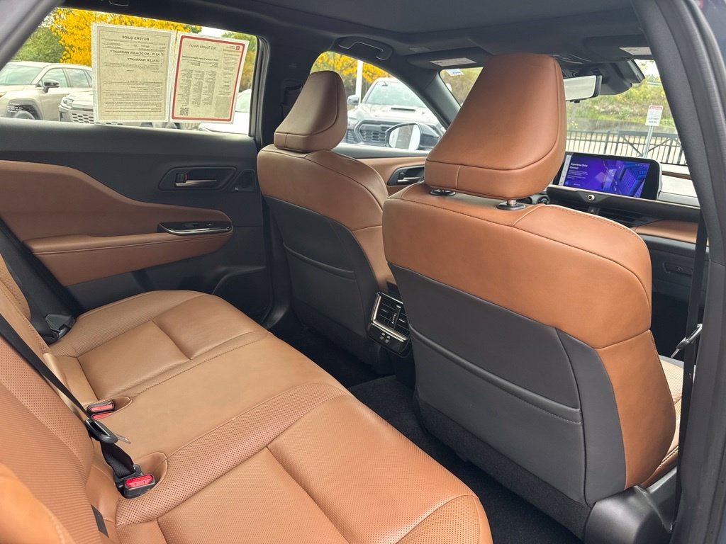2025 Toyota Crown Signia Limited