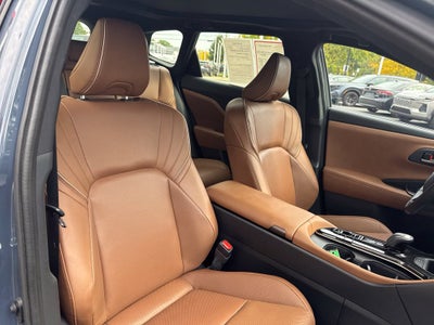 2025 Toyota Crown Signia Limited