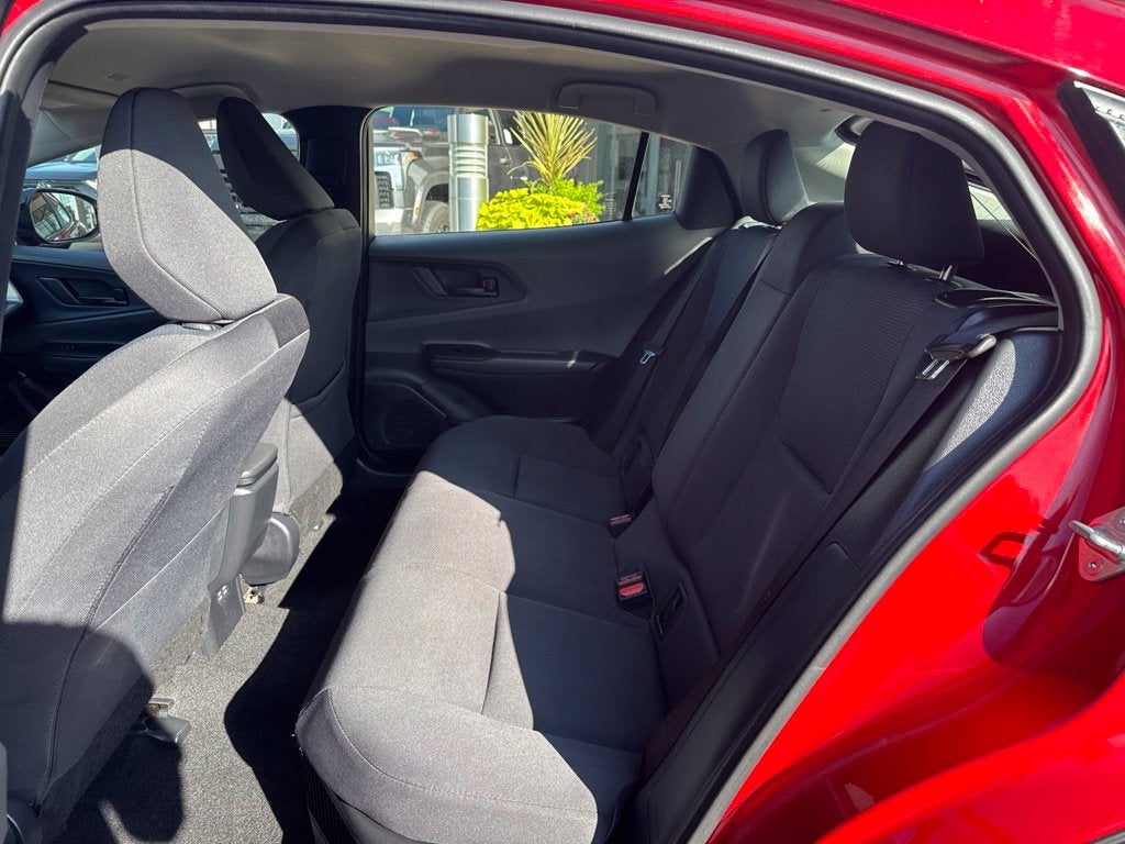 2025 Toyota Prius LE