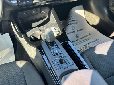 2025 Toyota Prius LE