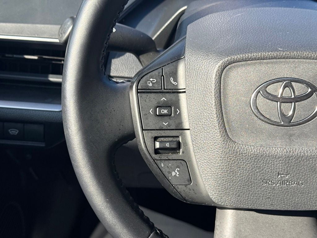 2025 Toyota Prius LE