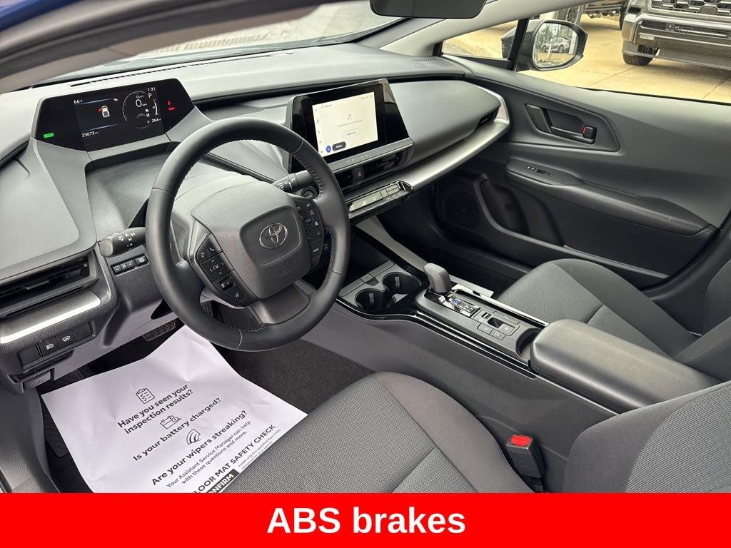 2025 Toyota Prius LE