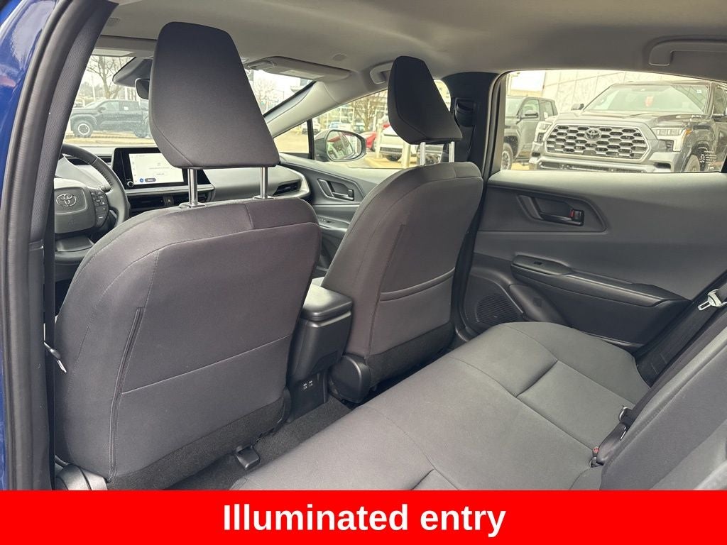 2025 Toyota Prius LE