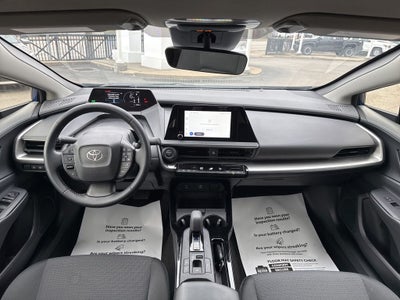2025 Toyota Prius LE