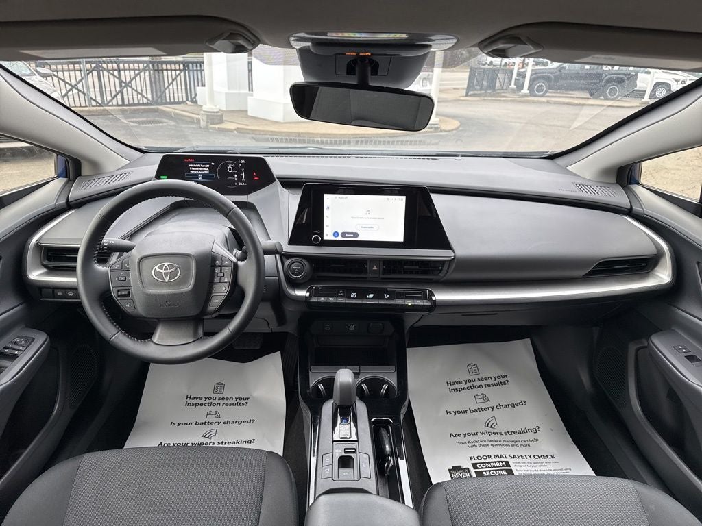 2025 Toyota Prius LE