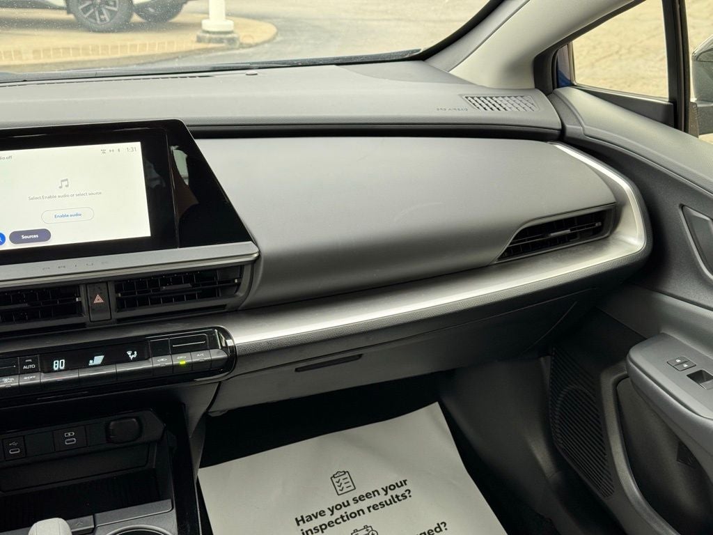 2025 Toyota Prius LE