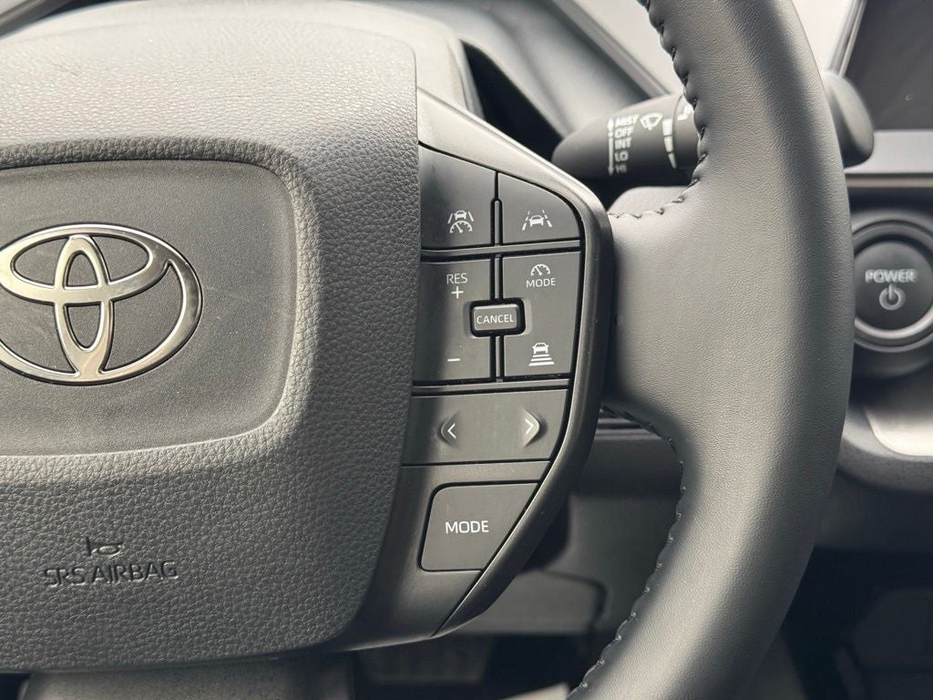 2025 Toyota Prius LE