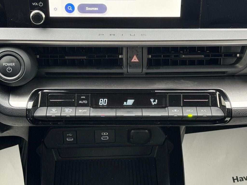 2025 Toyota Prius LE