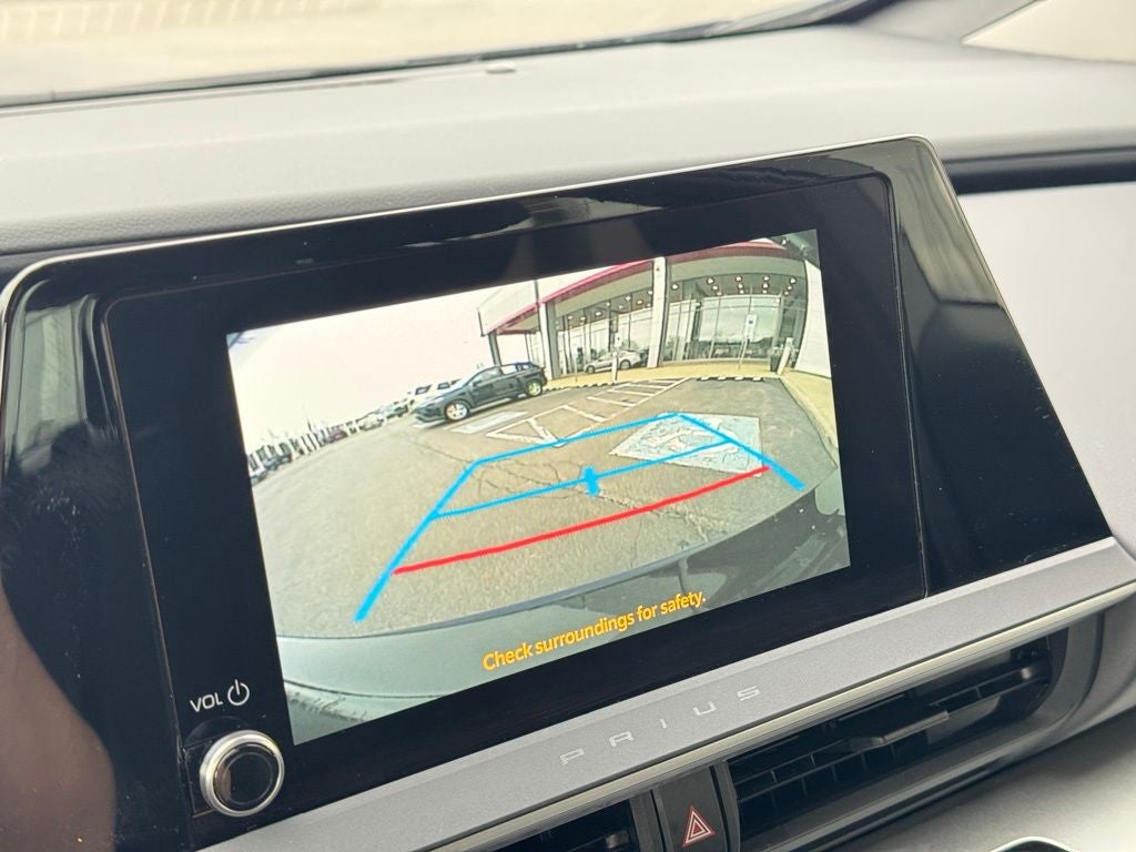 2025 Toyota Prius LE