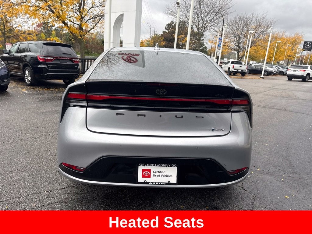 2025 Toyota Prius XLE