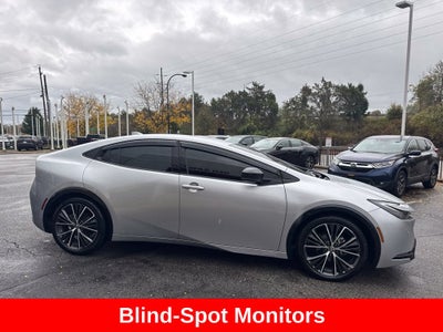 2025 Toyota Prius XLE